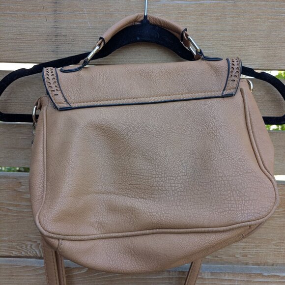 Vintage Laser Cut Leather crossbody bag - Picture 5 of 8